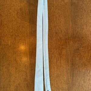 Source Unknown Light Blue Tie